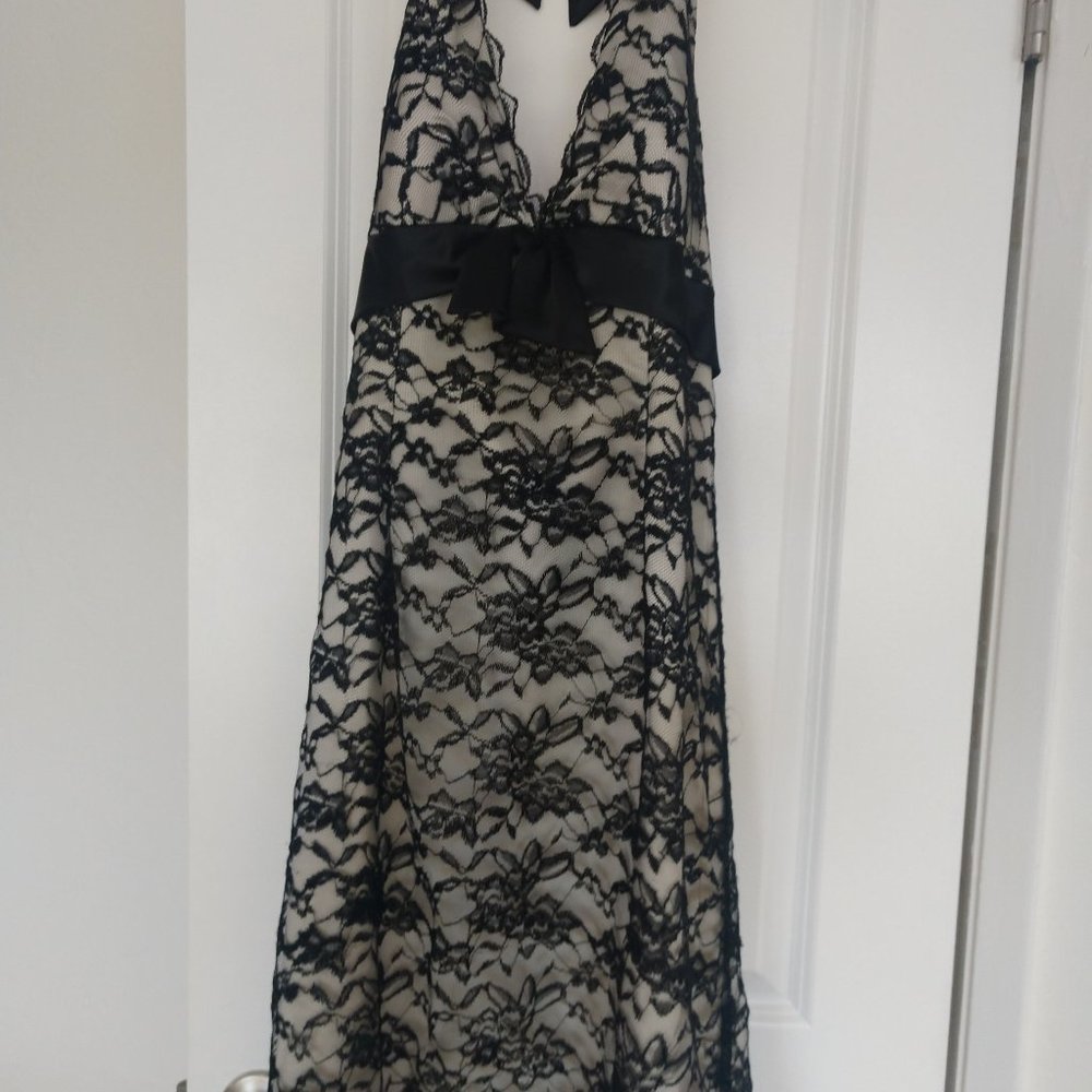 White House Black Market cocktail dress